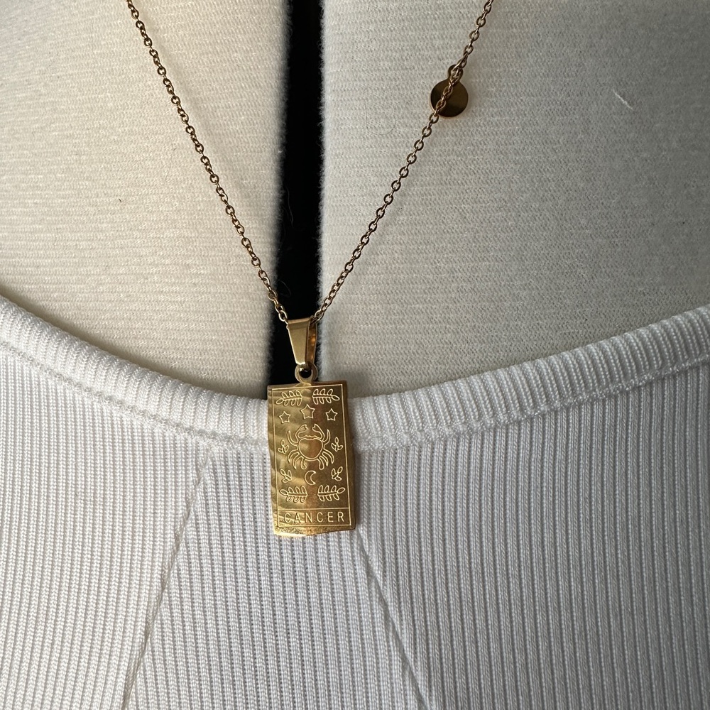 Gold Plated Cancer Zodiac Reversible Necklace - Picture 2 of 9